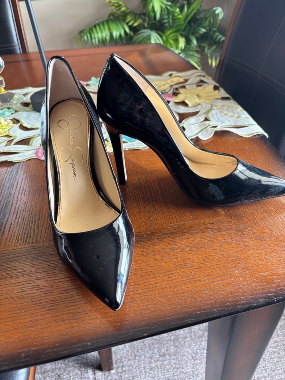 Jessica Simpson Black Patent Pointed-Toe Stiletto Heels